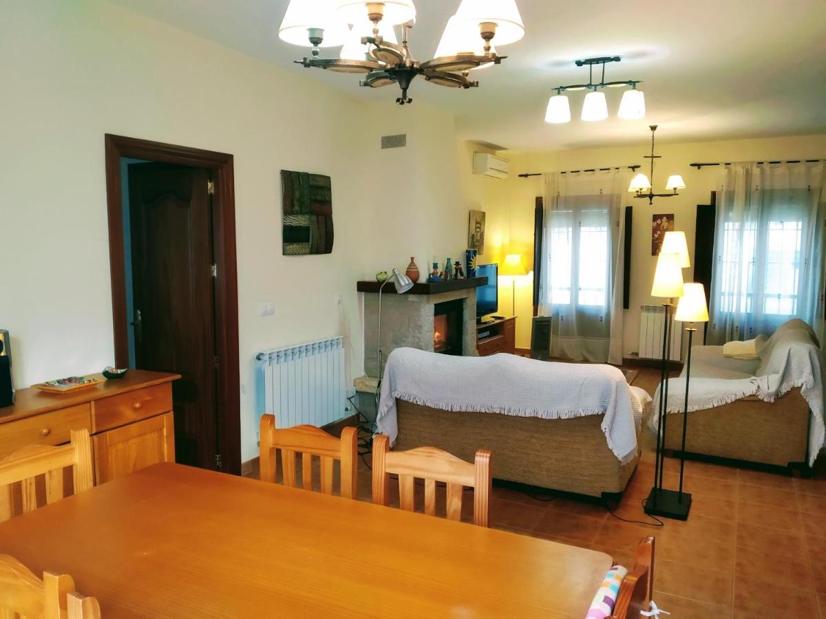 Casa Rural Con Chimenea, Barbacoa, Terraza Y Solarium Villa Illar Екстериор снимка