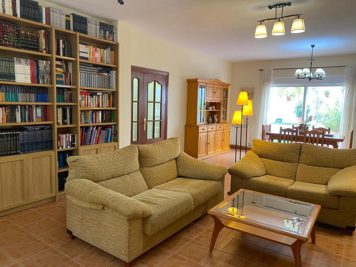 Casa Rural Con Chimenea, Barbacoa, Terraza Y Solarium Villa Illar Екстериор снимка